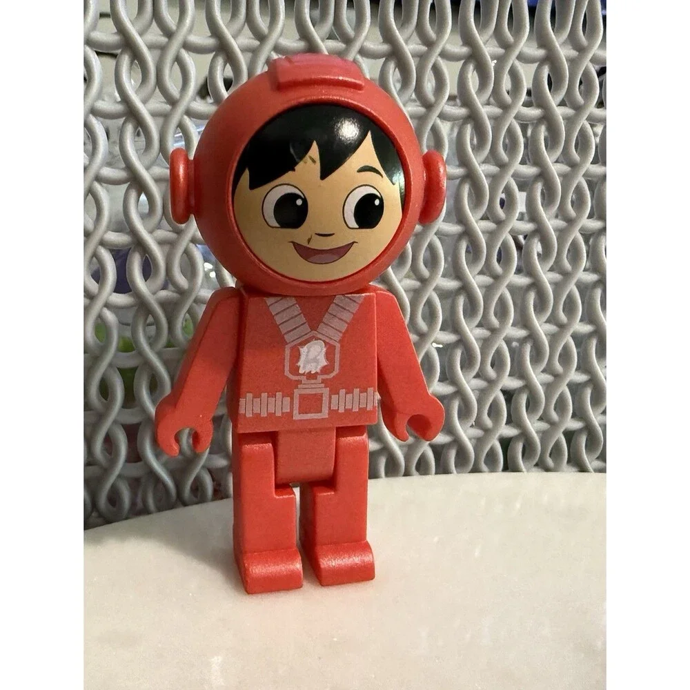 8 Ryan's World Toy Action‎ Figures Kung Fu,Gus,Robot,Titan,Diver,Doctor & Racer